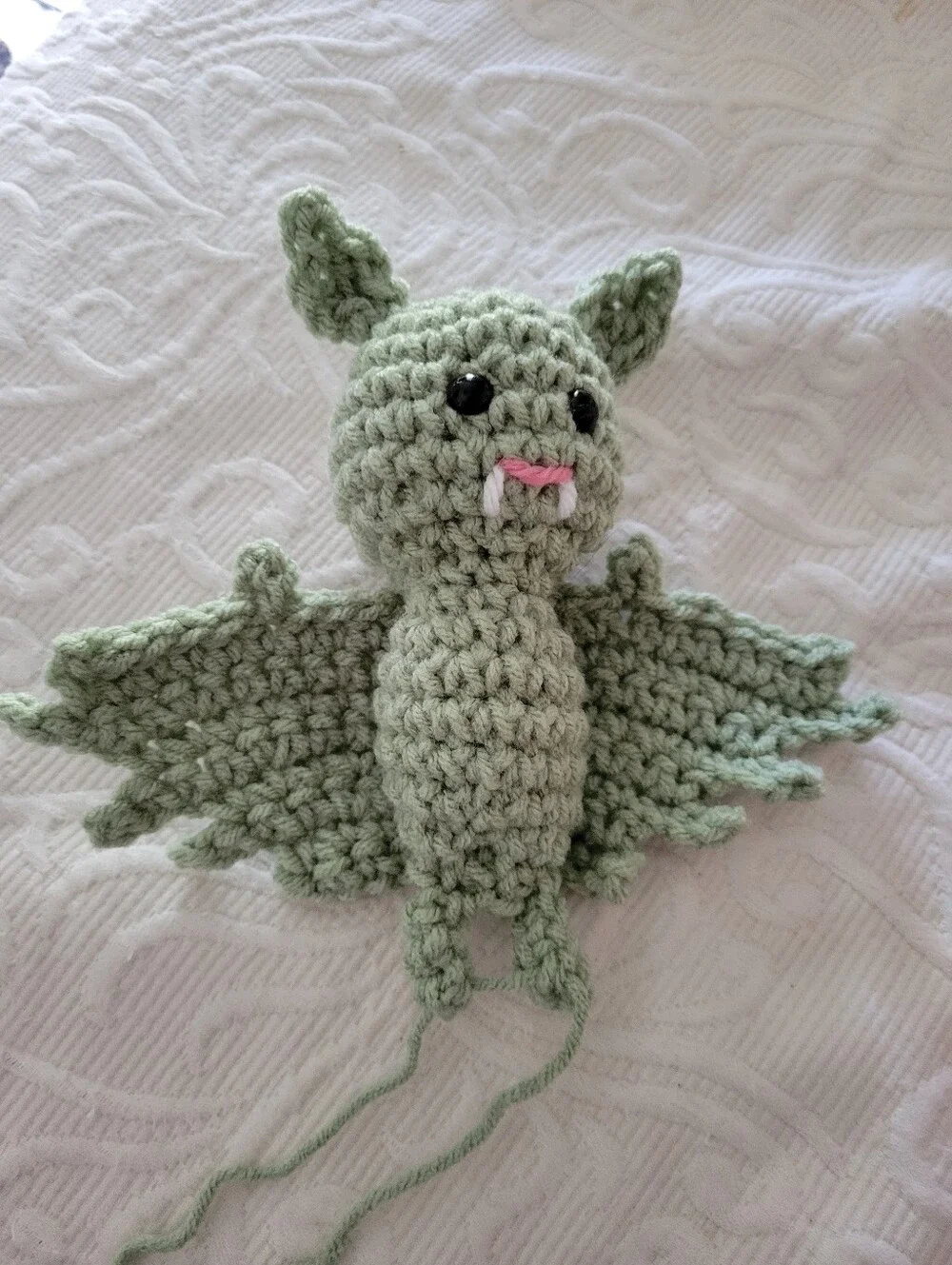 Halloween Green Bat Dangler Spooky Sweet Shabby Decor Holiday Car House Crochet